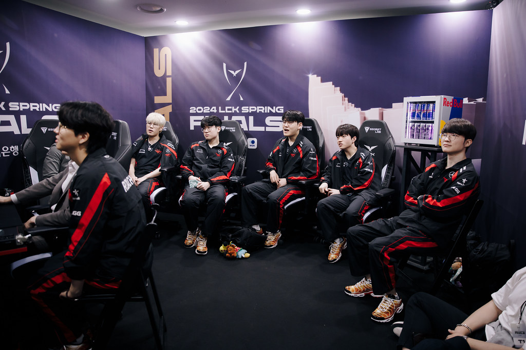 Faker Et Les T1 Aux Worlds 2024 Mais ça Sannonce Difficile 